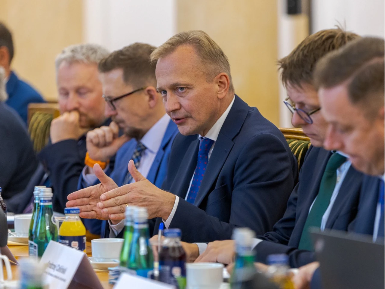 The minister of finance and economy of poland, the Andrzej domsnski minister image